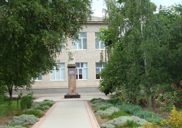 Калининская, Библиотека