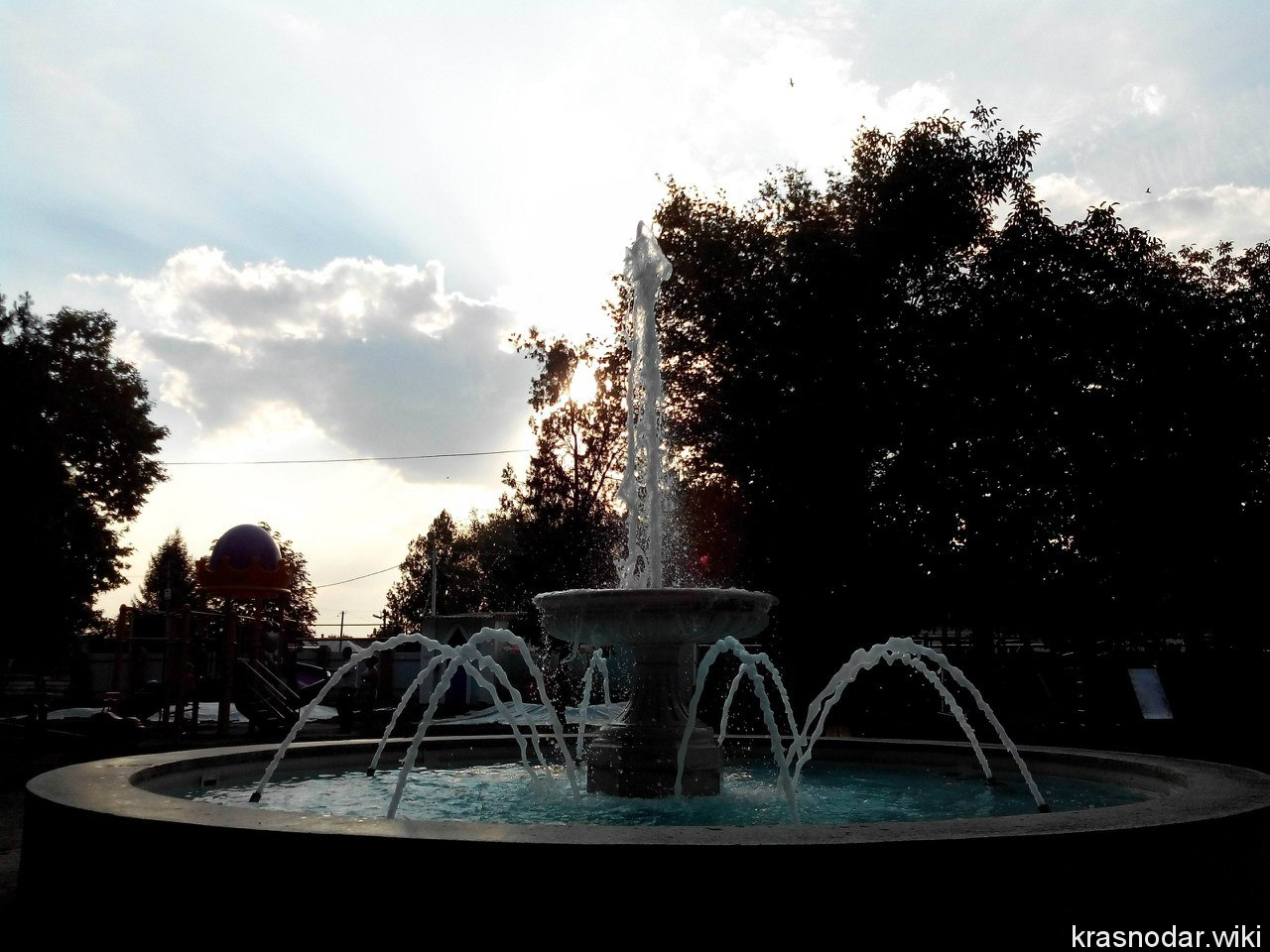 Крыловская, фонтан
