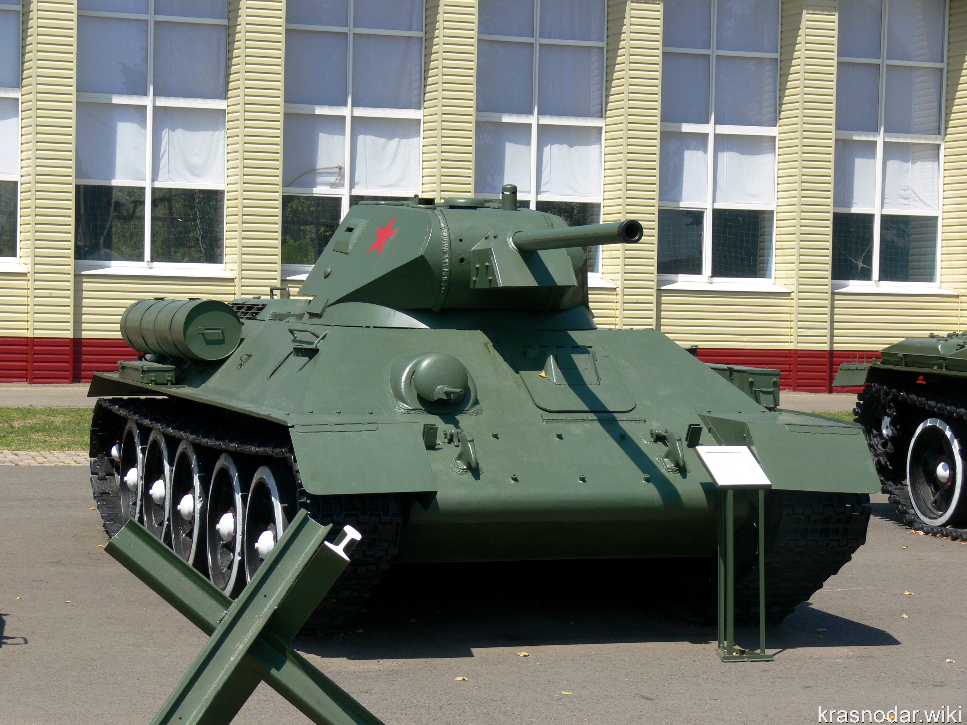 Выселки, Музей вооружения и военной техники в станице