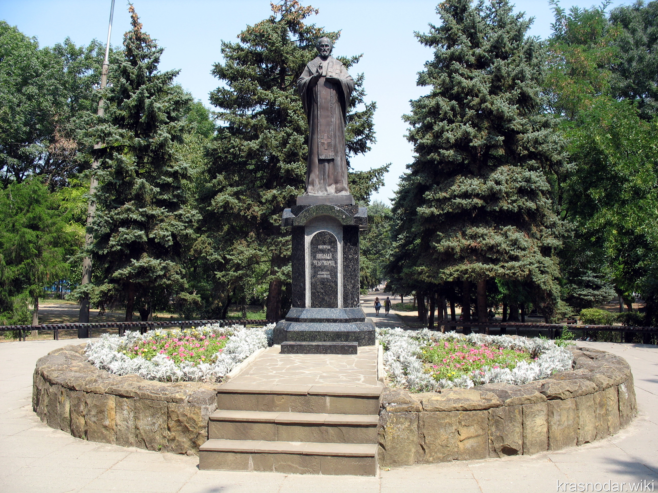 Ейск, Памятник Николаю Чудотворцу