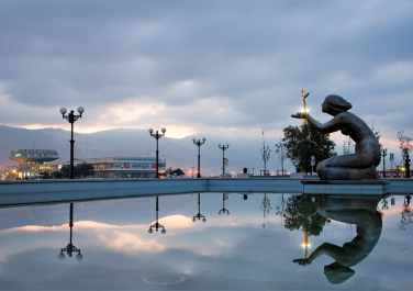 Новороссийск, Памятник-фонтан Дарующая воду, Современные, Цветные, Профессиональные, Достопримечательности