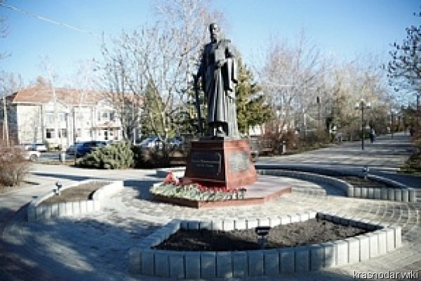 Павловская, Памятник Святому первоверховному апостолу Павлу