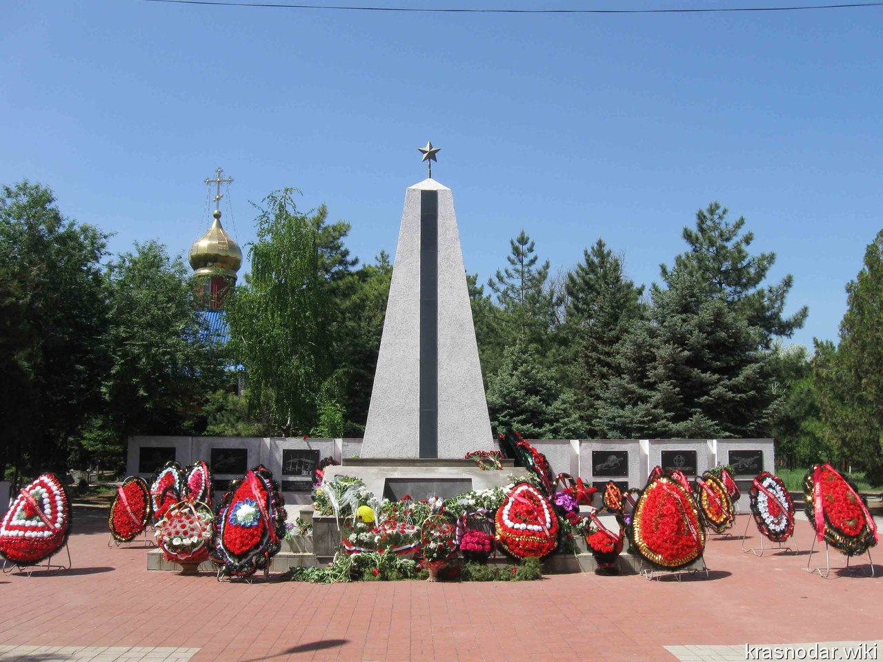Старощербиновская, Мемориальная Стела Памяти