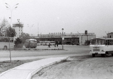 Краснодар, площадь перед аэропортом, История, Черно-белые, Панорамные, Аэропорт